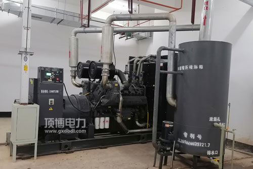 全自动广西顶博发电机组制造和自动切换功能上有什么差别
